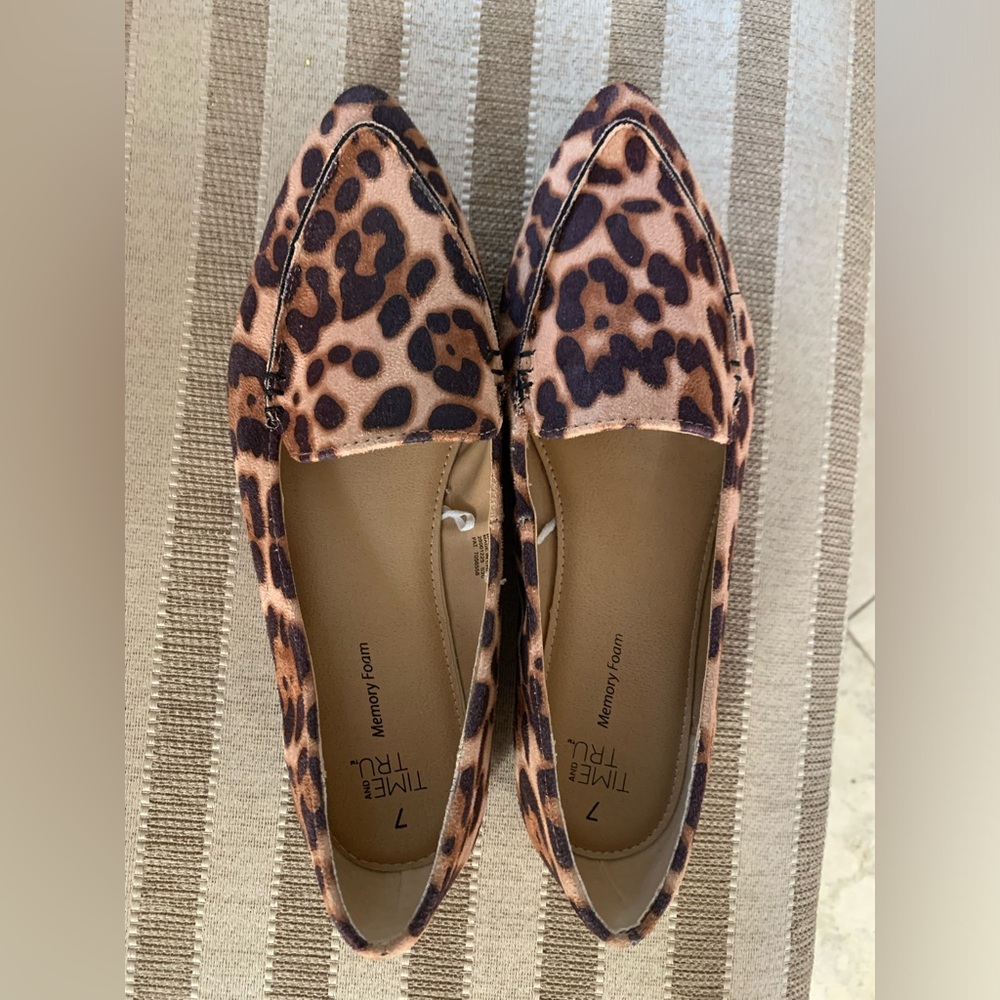 Time&Tru Memory Foam Animal Print Flats Size 7 - image 1